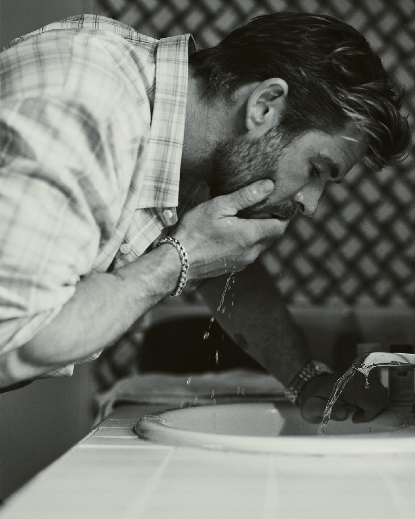 Кріс Гемсворт в стильній фотосесії для Vanity Fair