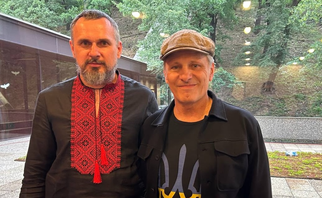 Олег Сенцов та Віґґо Мортенсен на премʼєрі фільму «Реал»