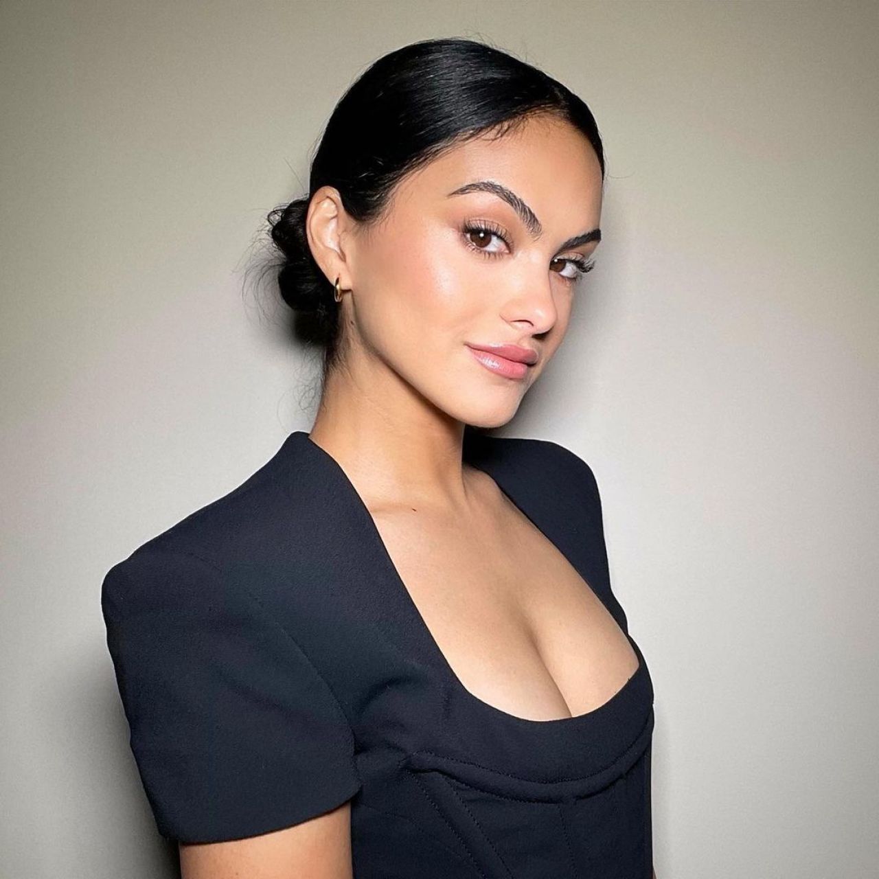 Каміла Мендес Camila Mendes