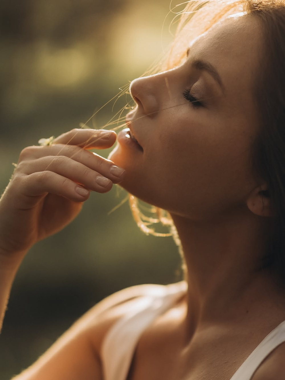 Антоніна Хижняк у відвертій літній фотосесії