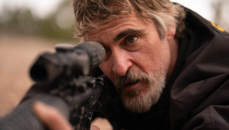 “Еддінгтон” комедійний трилер із Хоакіном Феніксом, Педро Паскалем та Еммою Стоун у головних ролях