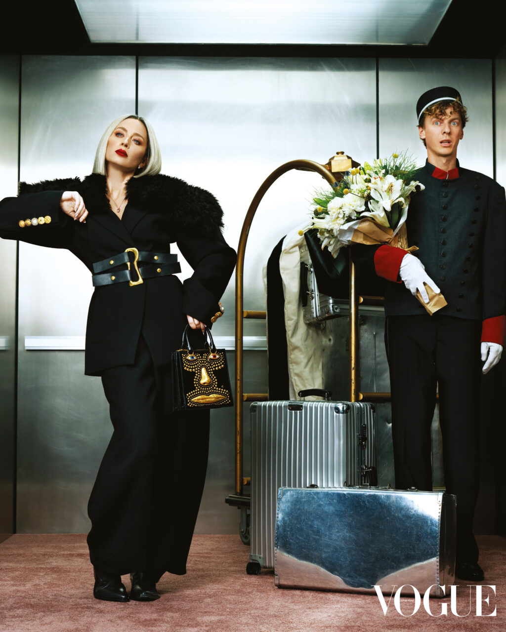 Емілі Блант в яскравій фотосесії для Vogue Гонконг