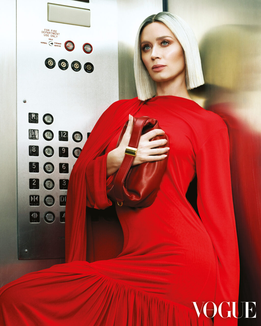 Емілі Блант в яскравій фотосесії для Vogue Гонконг