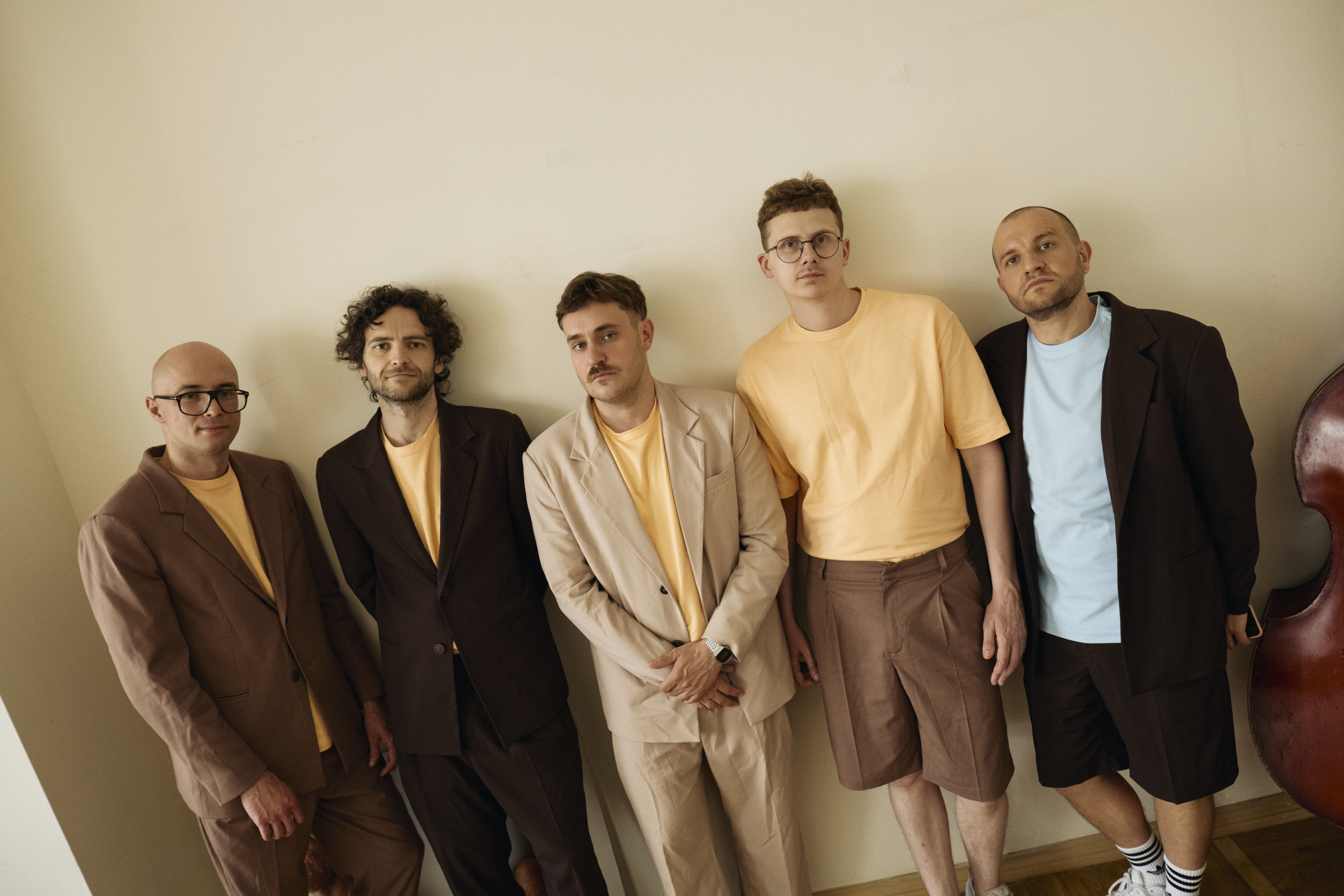 пісня Bureviy від Latexfauna