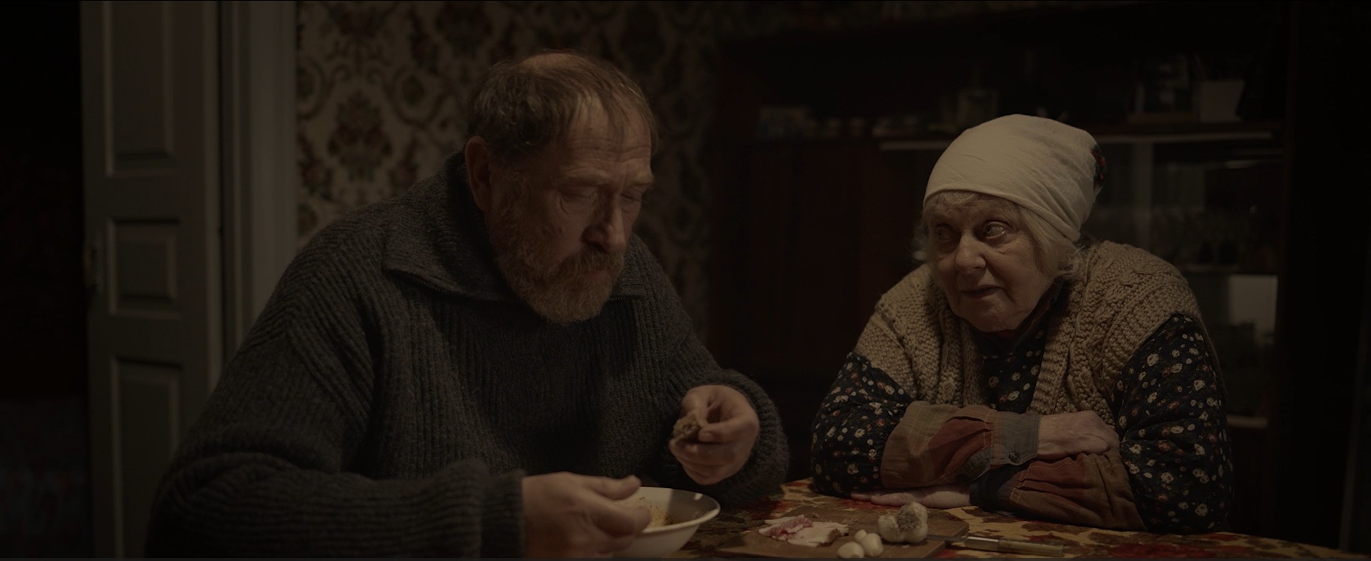 «Сірі бджоли» (Grey Bees) 