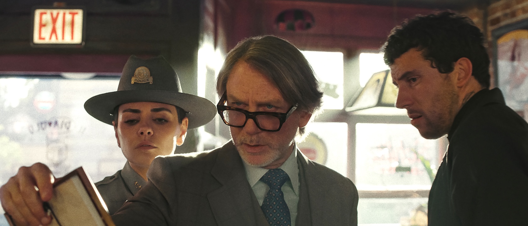 Ножі наголо: Прокинься, покійнику (Wake Up Dead Man: A Knives Out Mystery)