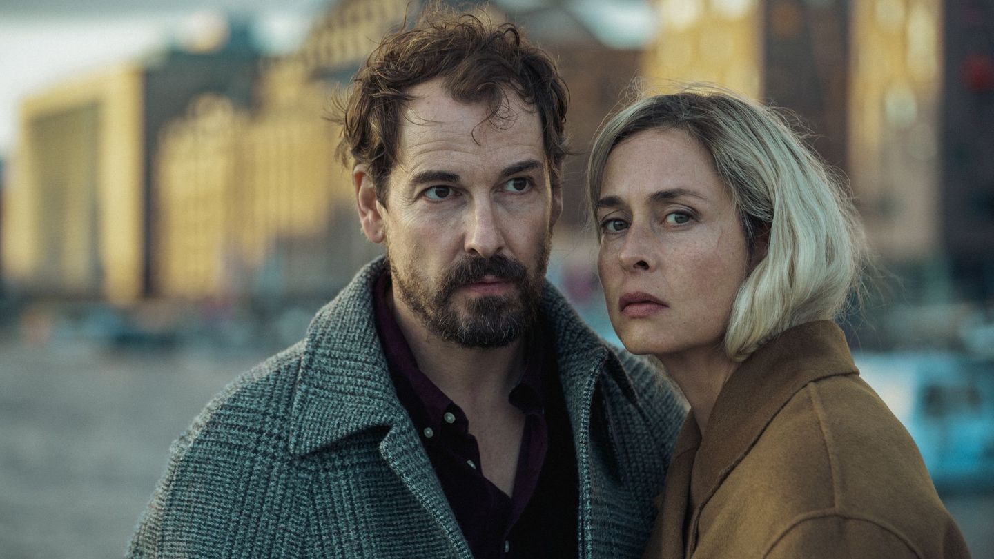 Демасковані (Unfamiliar) 2026 серіал