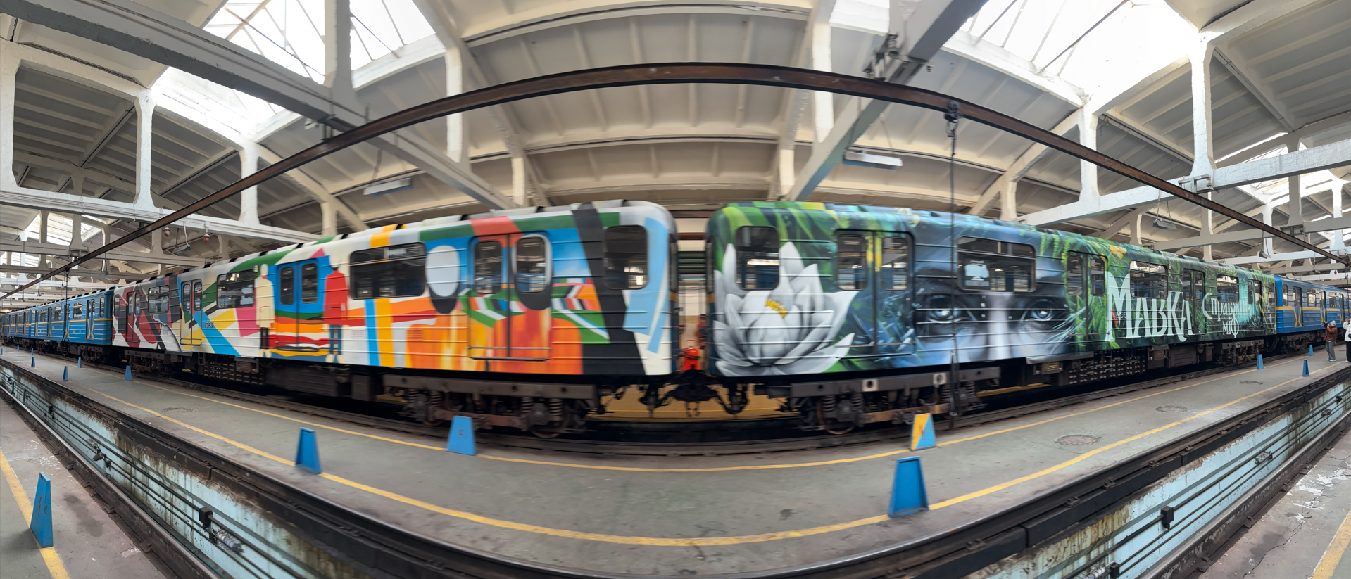 «Мавка» в метро у Києві запустили унікальний міфічний вагон