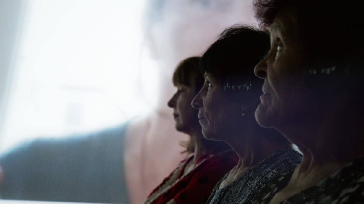 «Сліди» (Traces) – документальний фільм